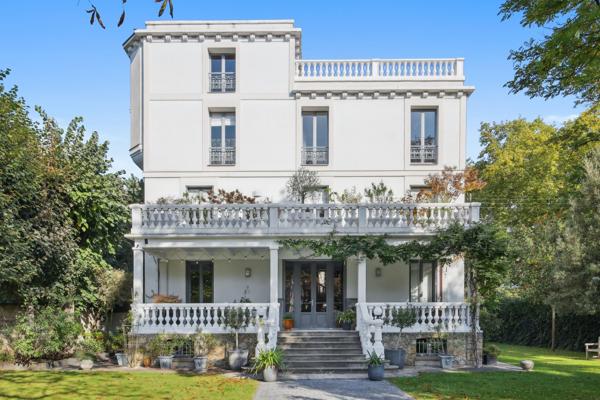 Vente Maison de luxe Le Vésinet 6 Pièces 200 m²