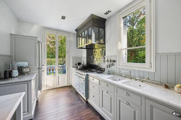 Vente Maison de luxe Le Vésinet 6 Pièces 200 m²