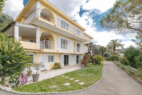 Vente Villa de luxe Nice 10 Pièces 386 m²