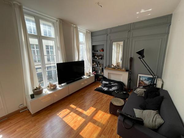 A LOUER : T2 à LILLE • Rue Bartholomé Masurel - Vieux Lille • 885 € CC • Réf. 5978