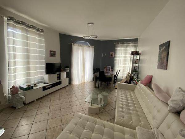 Appartement F3 - MONTROND LES BAINS