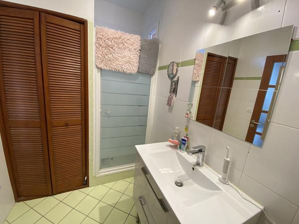 Appartement F3 - MONTROND LES BAINS