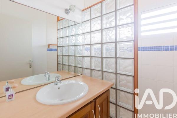 Maison à vendre 5 pièces 148 m² Saint Gilles les bains