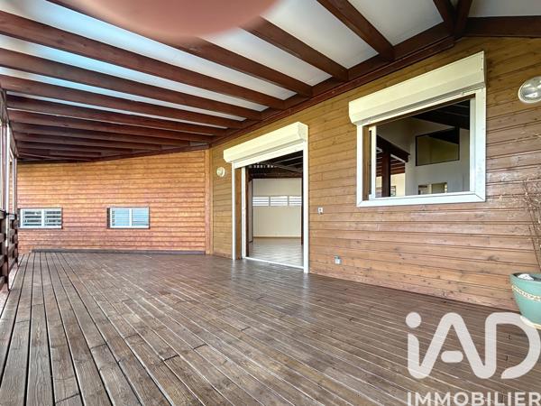 Maison à vendre 5 pièces 148 m² Saint Gilles les bains