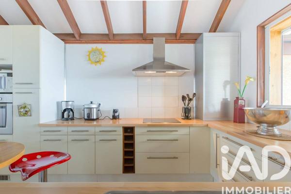 Maison à vendre 5 pièces 148 m² Saint Gilles les bains