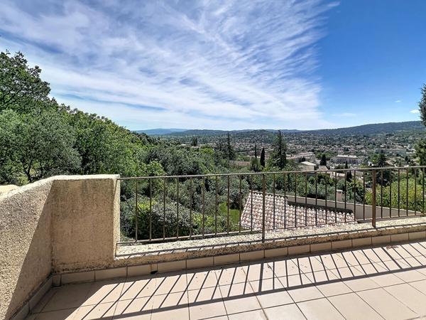 Villa atypique sur les hauteurs de Manosque