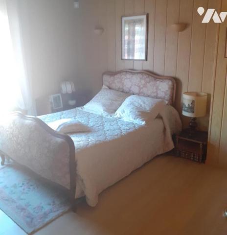 maison avec grand terrain de 1800m2 avec bassin