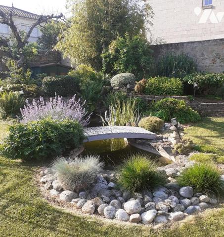 maison avec grand terrain de 1800m2 avec bassin