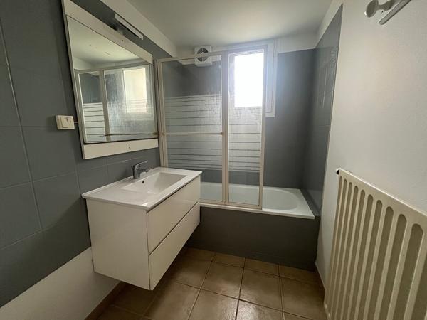 Appartement Chatellerault 3 pièce(s) 54.41 m2