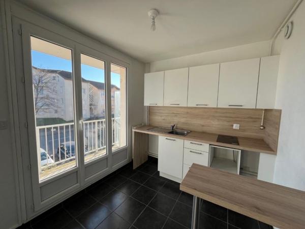 APPARTEMENT T1 A LOUER - LE COTEAU