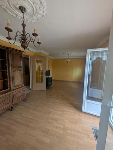 Maison de ville sur sous sol avec vue dominante