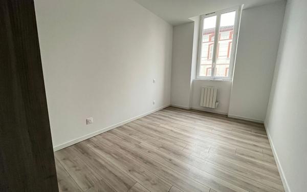 Appartement à louer    3 pièces •  Briatexte