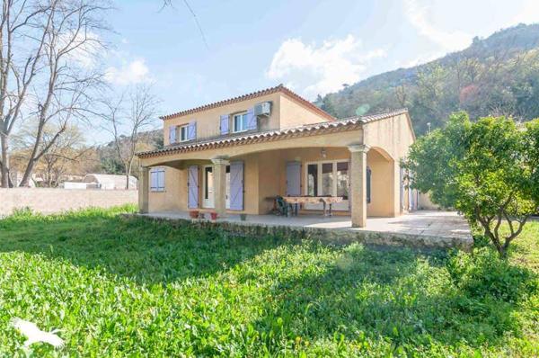 Maison à vendre |  Lodève |  6 pièces | 132 m²