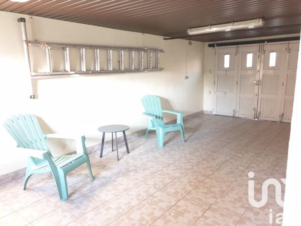 Maison traditionnelle 6 pièces de 130 m² à Roissy-en-Brie (77680)