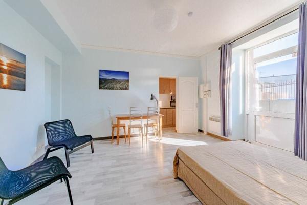 Appartement à louer    1 pièce • 26,63 m2    Limoges