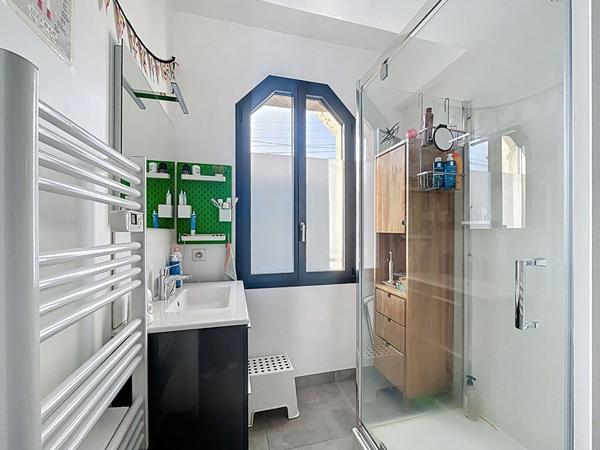 Maison Nantes Quartier Sainte-Anne, beau jardin, avec garage