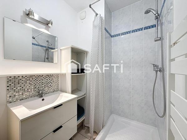 T4 lumineux avec garage boxé et cave