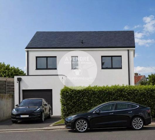 Vente                                                      Maison
                        
                     5 pièces                      120 m2                     à Sautron