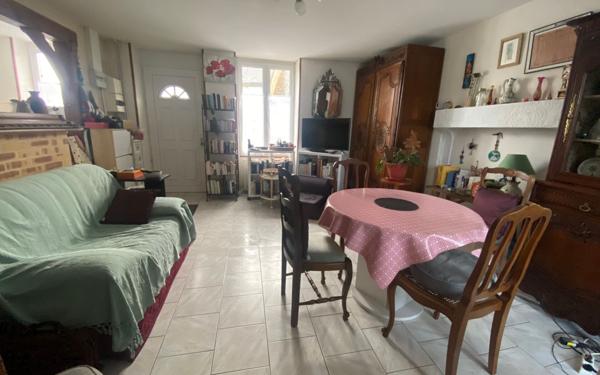 Maison à vendre    3 pièces •  Radon