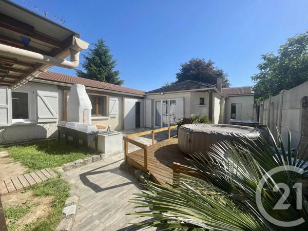 Maison à vendre  5 pièces - 119 m 2   CLAYE SOUILLY  - 77