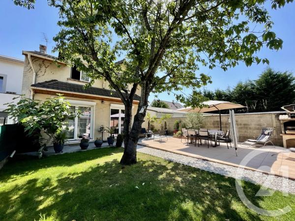 Maison à vendre  5 pièces - 119 m 2   CLAYE SOUILLY  - 77
