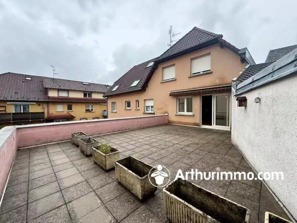 Vente                                                      Appartement
                        
                     3 pièces                      89 m2                     à Valdoie