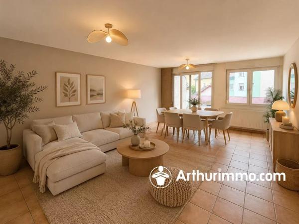 Vente                                                      Appartement
                        
                     3 pièces                      89 m2                     à Valdoie