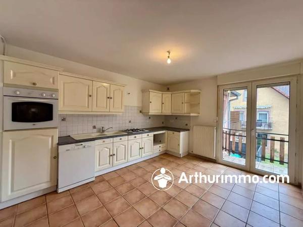 Vente                                                      Appartement
                        
                     3 pièces                      89 m2                     à Valdoie