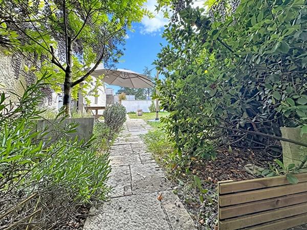 Maison 6 pièces 204 m2