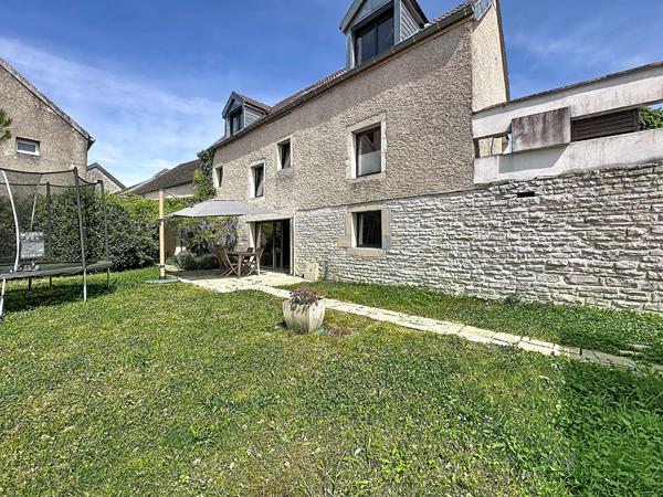 Maison 6 pièces 204 m2