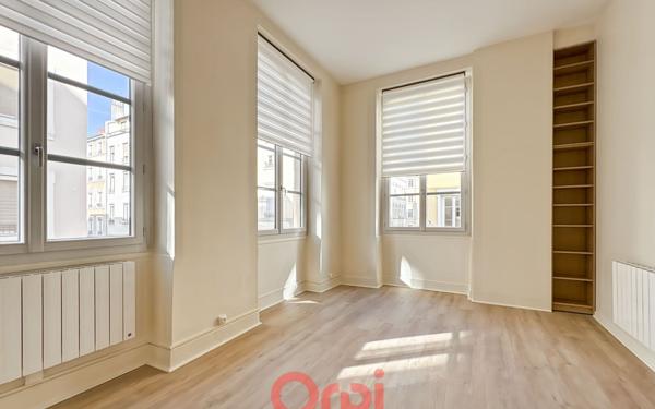 Appartement à louer    2 pièces • 40,77 m2 Lyon 6