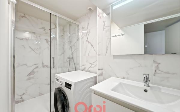 Appartement à louer    2 pièces • 40,77 m2 Lyon 6