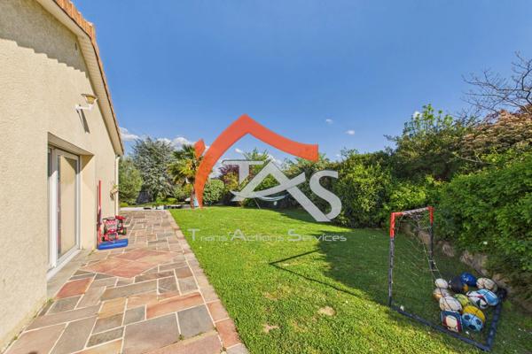 Vente                                                      Villa
                        
                     7 pièces                      198 m2                     à Rive-de-Gier