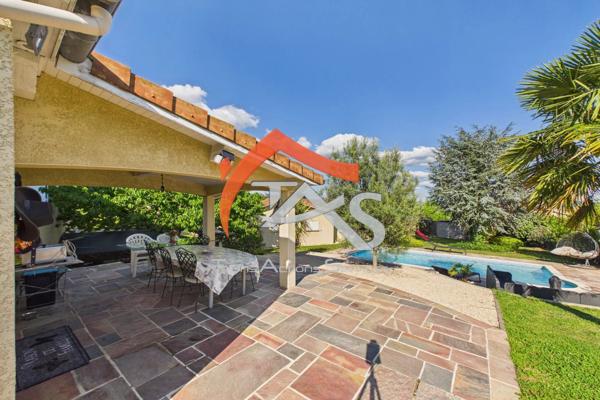 Vente                                                      Villa
                        
                     7 pièces                      198 m2                     à Rive-de-Gier