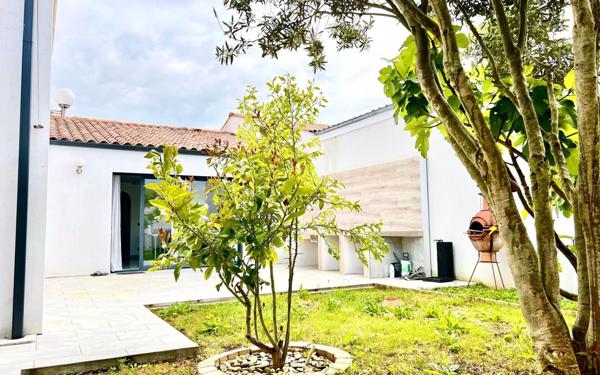 Maison à vendre    5 pièces •  Périgny