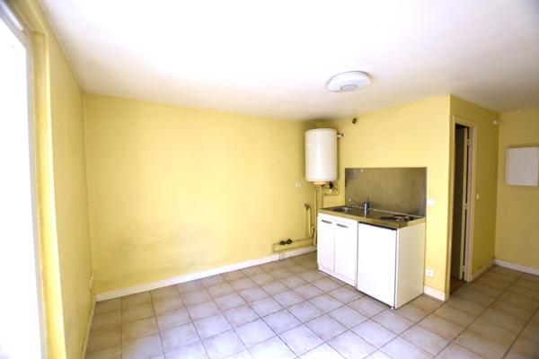 Appartement Pontoise - 1 pièce - 18 m²