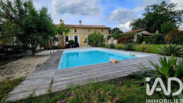 Maison à vendre 6 pièces 185 m² Saint-Yzan-de-Soudiac