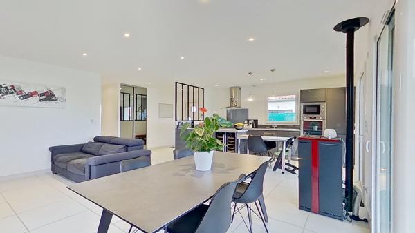 Maison récente de plain-pied de 105m²