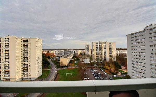 Appartement à vendre    2 pièces • 45,30 m2 Ris-Orangis