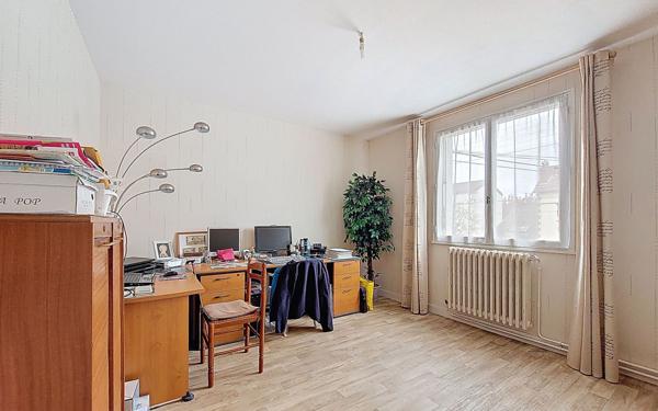 Maison à vendre    5 pièces • 125,93 m2 Tours