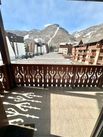 Duplex avec terrasses/cave, place de parking en sus