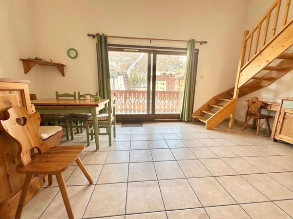 Duplex avec terrasses/cave, place de parking en sus