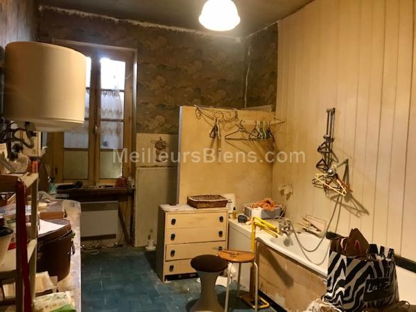 Gasconne de 270m2, à rénover, sur une parcelle de 5000m2