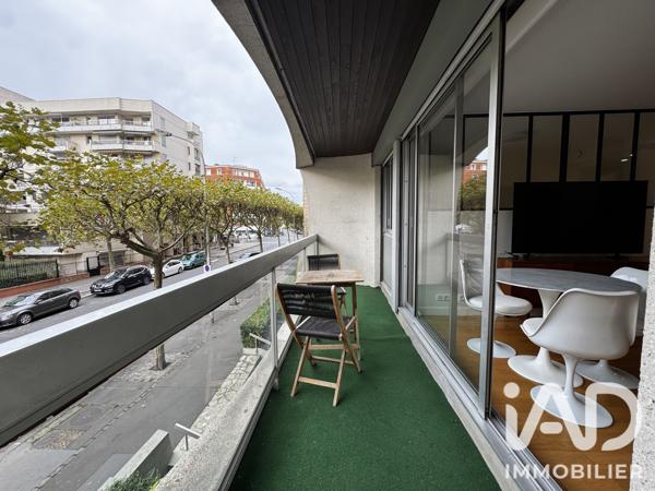 Location appartement 3 pièces 46,52 m² Courbevoie