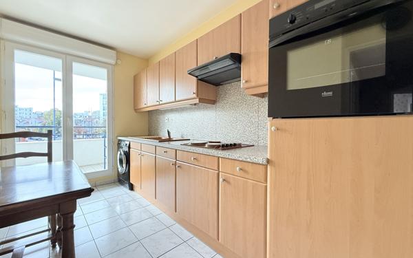 Appartement à vendre    3 pièces • 68,73 m2 Vanves