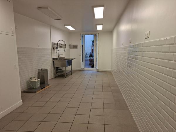 Local commercial Paris 42 m2