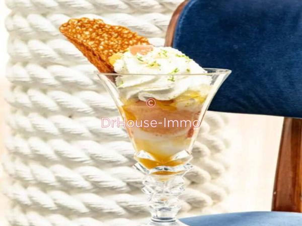 Commerce à vendre 3 pièces de 230 m²