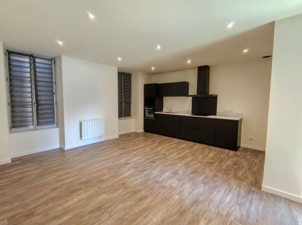 3 PIECES - QUARTIER REPUBLIQUE- 15000 AURILLAC
