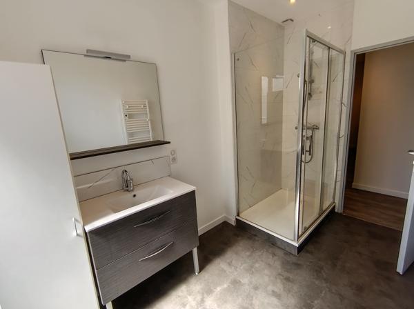 3 PIECES - QUARTIER REPUBLIQUE- 15000 AURILLAC