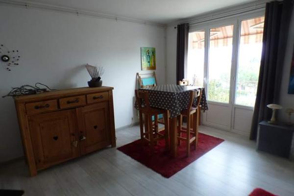 T3 rénové quartier Bel-Air La Rochelle